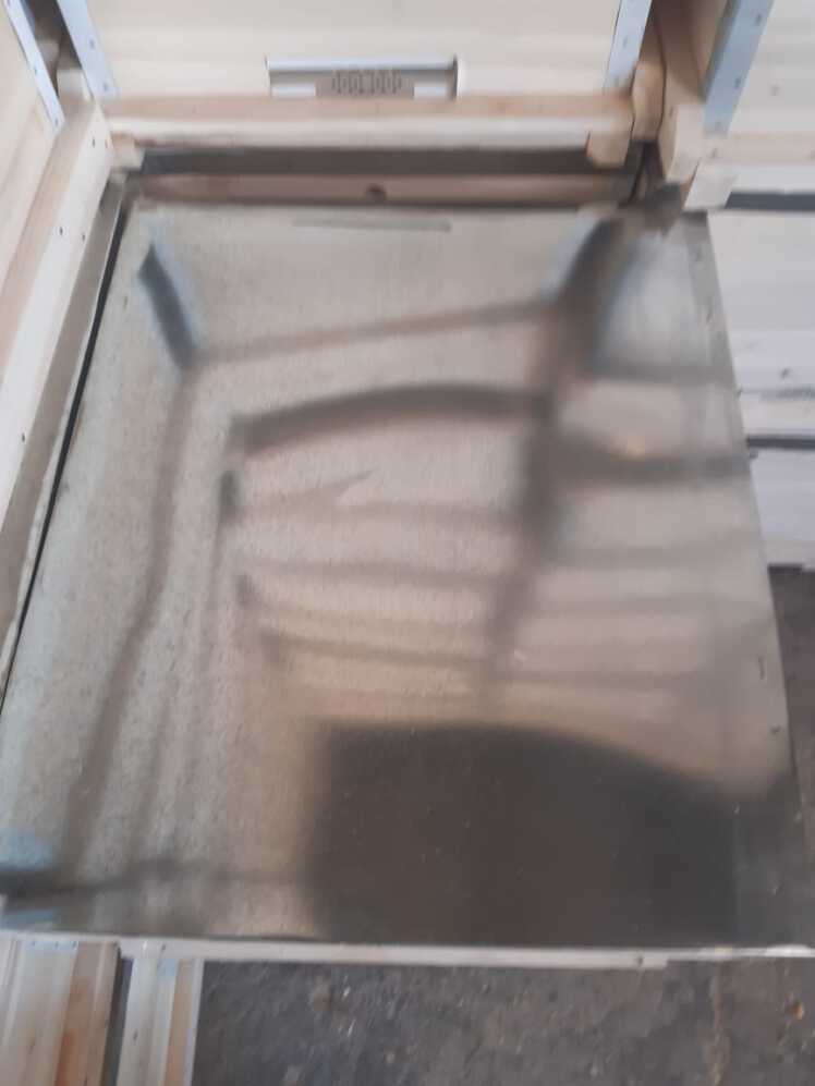 فروش انواع زنبور و ملکه و کندو 